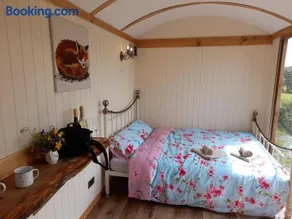Top of the Rock Glamping - Image 1