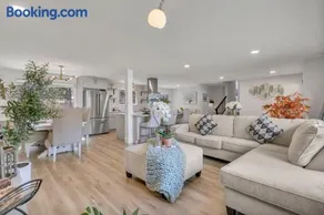 Near Fairgrounds Entire Home Hot Tub Movie Room EV Charger Fire Pit Patio 3 King Beds Sleeps 6 - Image 4