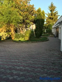 Juniper House - Image 1