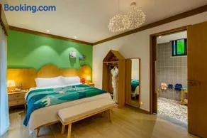 Little Hakka Hotel - Image 1