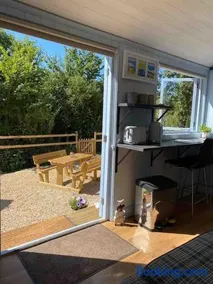 Drakes Mead Retreat - Shepherd's Hut - Image 4