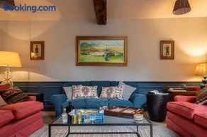 Wyvern House - Image 3