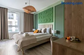 Symphony Modern Tower Apartamenty by INA - Image 3