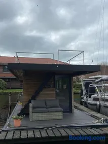 Hotelkamer op water Houseboat Wetterhûske Friesland - Image 5