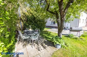 Apartma Reunica - Image 2