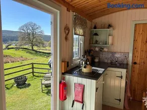 Fauld O Wheat Shepherds Hut , Loch Ken ,Off Grid - Image 3