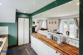 Three bedroom village home, near Grimsby and Cleethorpes - Image 5