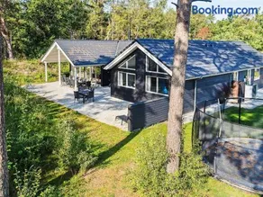 Lyxigt strandhus med spa - Image 1