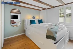 ARISER - Zug Unique Apartment in Historic 15th Century Building - Image 1