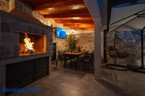 Adam apartments - Image 1