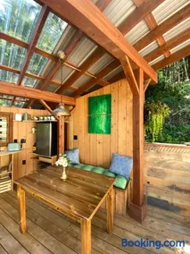 Tree Top Sanctuary Cowichan Valley - Image 4