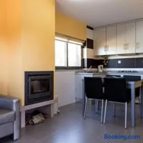 Comfortable Bungalow Pinhel, pool - Image 1