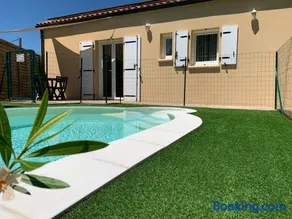 Séjour Romantique Jacuzzi intérieur Privé - Image 3