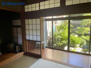 民宿上田屋A Traditional Coastal Fishermans Guesthouse uedaya - Image 1