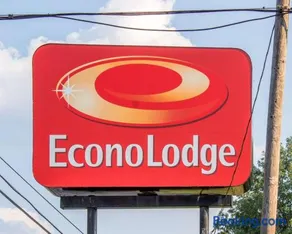 Econo Lodge Drums - Image 1