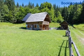 Apartment in Chalet Goldilocks - Image 2