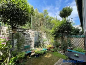 Artist House ; private courtyard, Paris center - Image 4