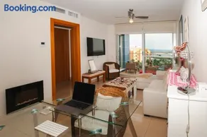 Apartamento Deluxe: hidromasaje, terraza y vistas. - Image 2
