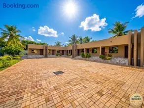 Nhacuene's place - Image 2
