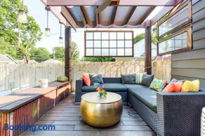 Perfect Broad Ripple Retreat with Hot Tub King Bed near DT & Children's Museum Pet Friendly - Image 2