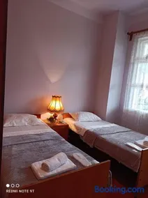 Megobroba Inn - Image 1