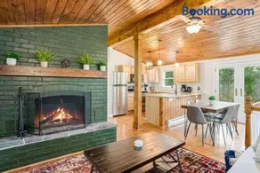 Harpers Ferry Cabin Hot Tub, Deck, Fire Pit, WiFI - Image 5