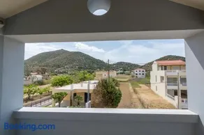 Fani's Komi Apartments - Image 5