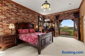The Castle at Bonville - Image 5