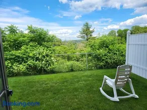 Cute 2 bdrm Condo walking distance to Weirs Beach! - Image 1