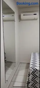 Apto para até 4 pessoas,com Wi-Fi,ótima localização, área de lazer com conveniência e piscina para criança - Image 4