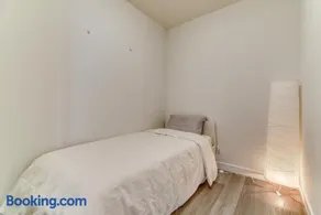 Kensington Suite 2bed & 1bath - Image 3