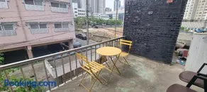 Lunar House - Image 4