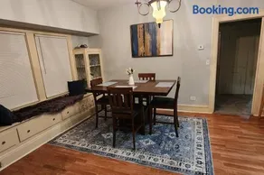 Comfy 3brd in Cleveland - Image 2