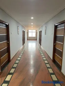 Milan Hotel - Image 5