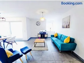 Exclusive City Retreat- 3 bedrooms, Terrace&Parking - Image 1