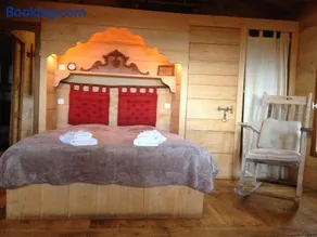 Les Cabanes du Tertre - Image 2