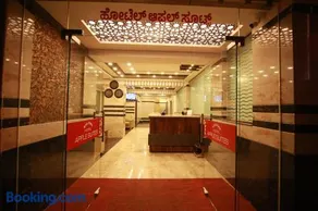 Hotel Apple Suites - Image 1