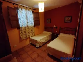 La Casa de los Gatos - Image 2