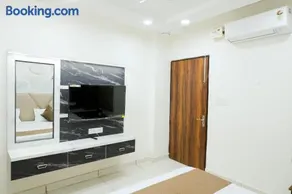 Mand Canal View Rest House FOR FAMILIES ONLY - Image 3