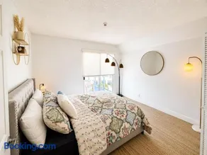 mamihomes redondo beach - Image 1