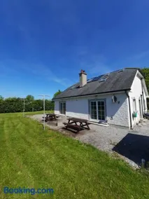Clone manor Lodge - Image 4