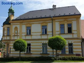 UBYTOVÁNÍ V SOUKROMÍ Mlázovice - Image 1