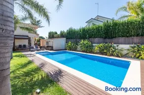 Casa junto al mar con jardín - Image 4