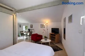 Maisonnette cosy & piscine, calme et détente - Image 3
