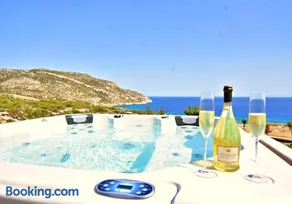 Ardani paradise view villa with jacuzzi - Image 1