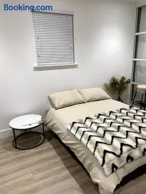Malthouse Court 1 Bed Apartment in Reading - Image 3