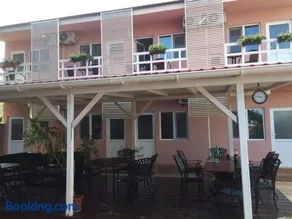 Casa Ultraviolet - Image 1