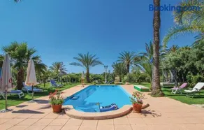Spacious Villa with Pool near the Beach in Alicante - Image 1