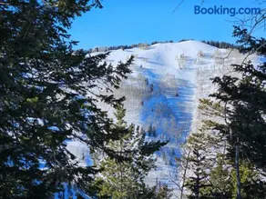 Stunning at Solitude, Steps from Chair Lift, East #103 - Image 4