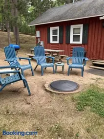 Lake Breeze Loons Landing Resort Cabin 4 - Image 1